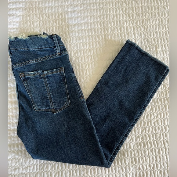 Good American Womens 28 US 6 Straight Leg Split Pocket Distressed Jeans - Picture 6 of 8